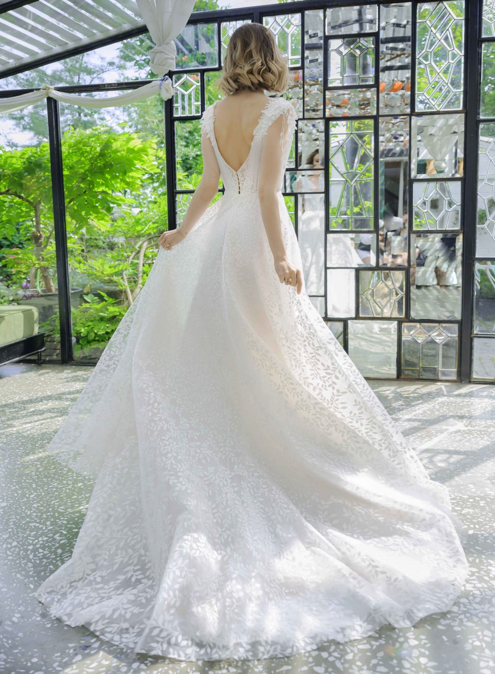 Свадебное платье Kookla с открытой спиной Эсмеральда