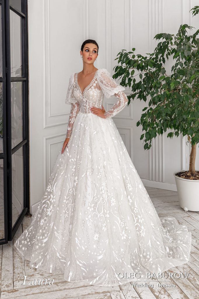 Свадебное платье Oleg Baburow Лаура, со шлейфом