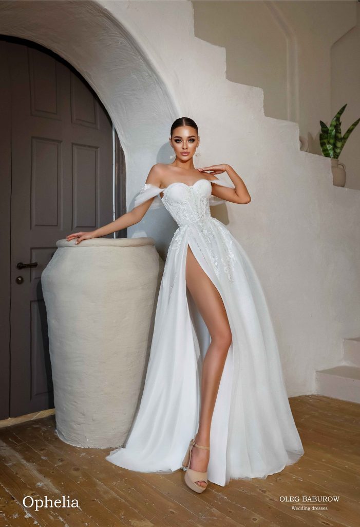 Свадебное платье Oleg Baburow с открытой спиной Офелия